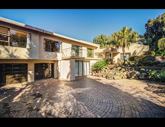 4 BEDROOM HOUSE FOR SALE IN ST ANDREWS